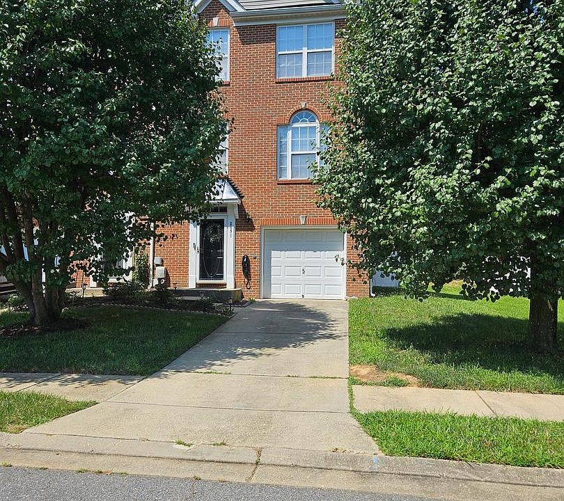 1st image of 3071 Miranda Pl