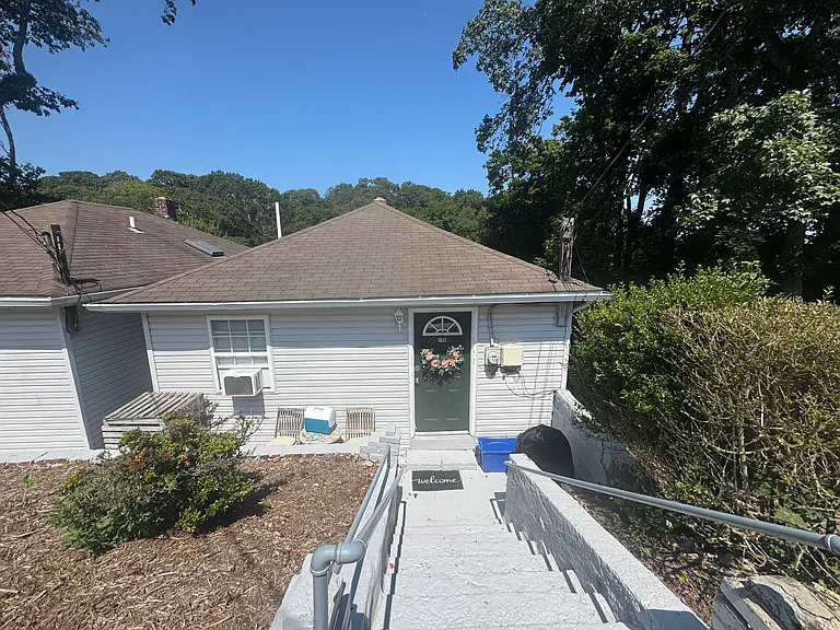 Upper Dock Rd — Photo 1