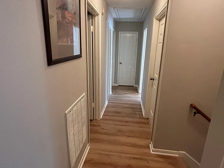 13818 Dentwood Dr — Photo 17