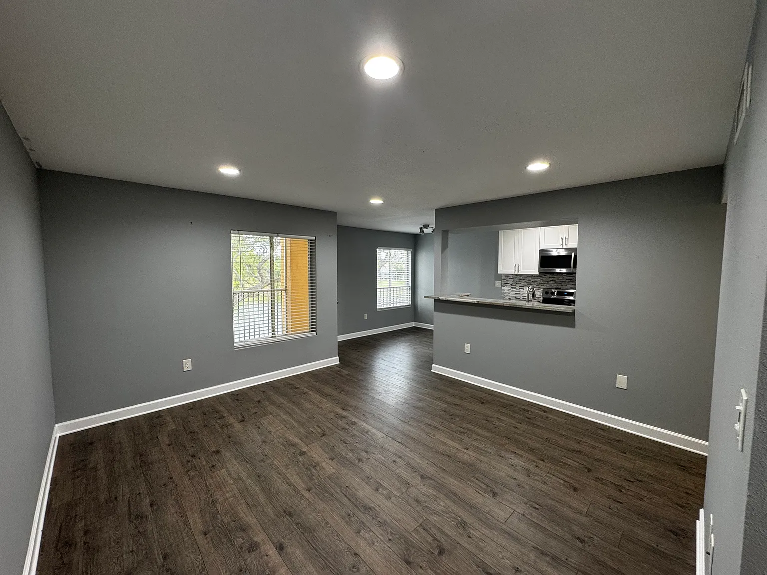 1 bed, 800 sqft, $1,850 — Photo 3