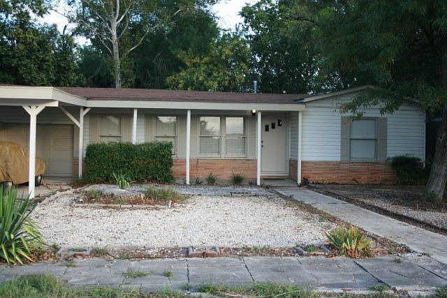 1st image of 1123 Katy St