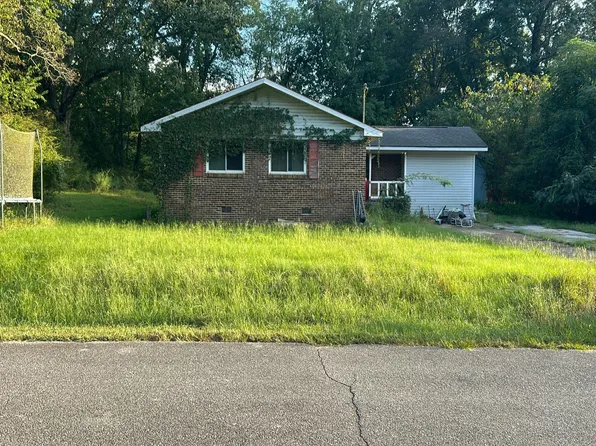180 Tolbert St, Anniston, AL 36201