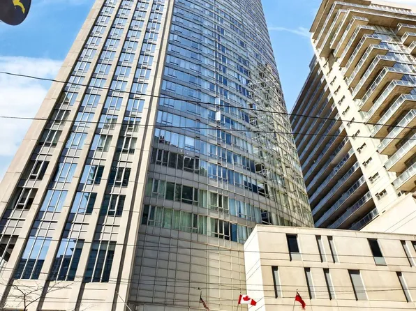 200 Victoria St #1214, Toronto, ON M5B 1V8