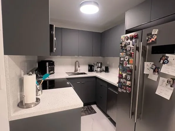 2970 NE 16th Ave, Oakland Park, FL