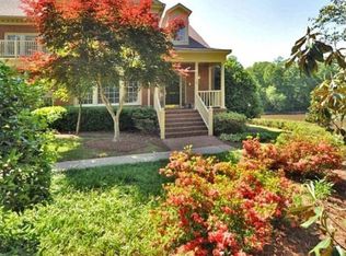 3020 Riverside Rd, Roswell, GA 30076