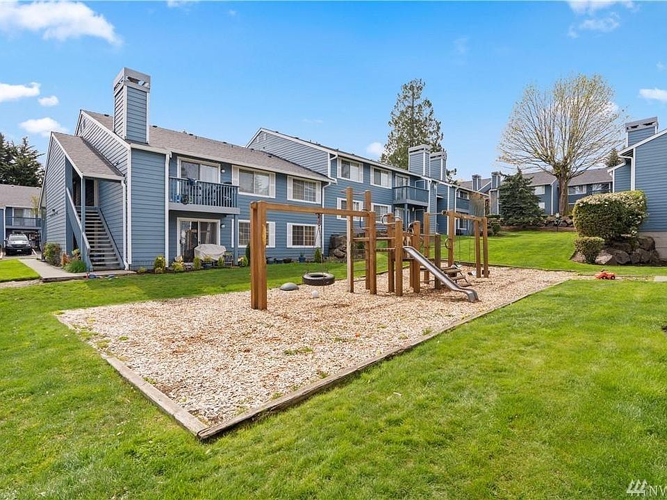 1st image of 16817 Larch Way Unit E105