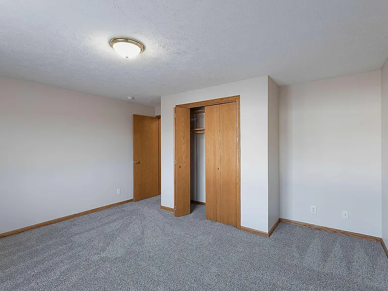 8604 Delphinium Ln — Photo 25