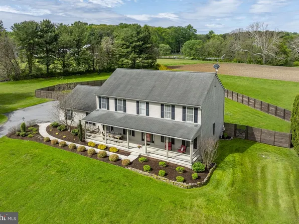 154 Hollow Rd, New Providence, PA 17560