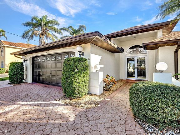 4th image of 422 Cape Coral Pkwy W