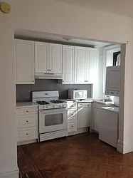 Rented by Metropolitan Realty