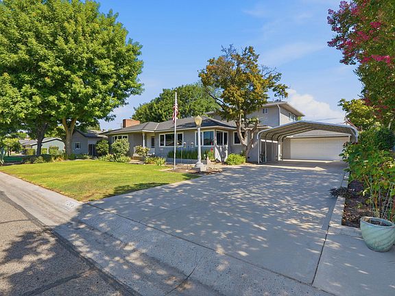 4th image of 2416 W Fairview Court