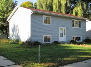 1812 43rd St NW, Rochester, MN 55901