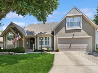 12211 Sagamore Rd, Leawood, KS 66209