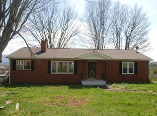 5848 Hutton Ridge Rd, Maryville, TN 37801