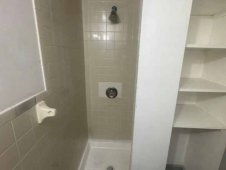 754 Bradford St #1 — Photo 5