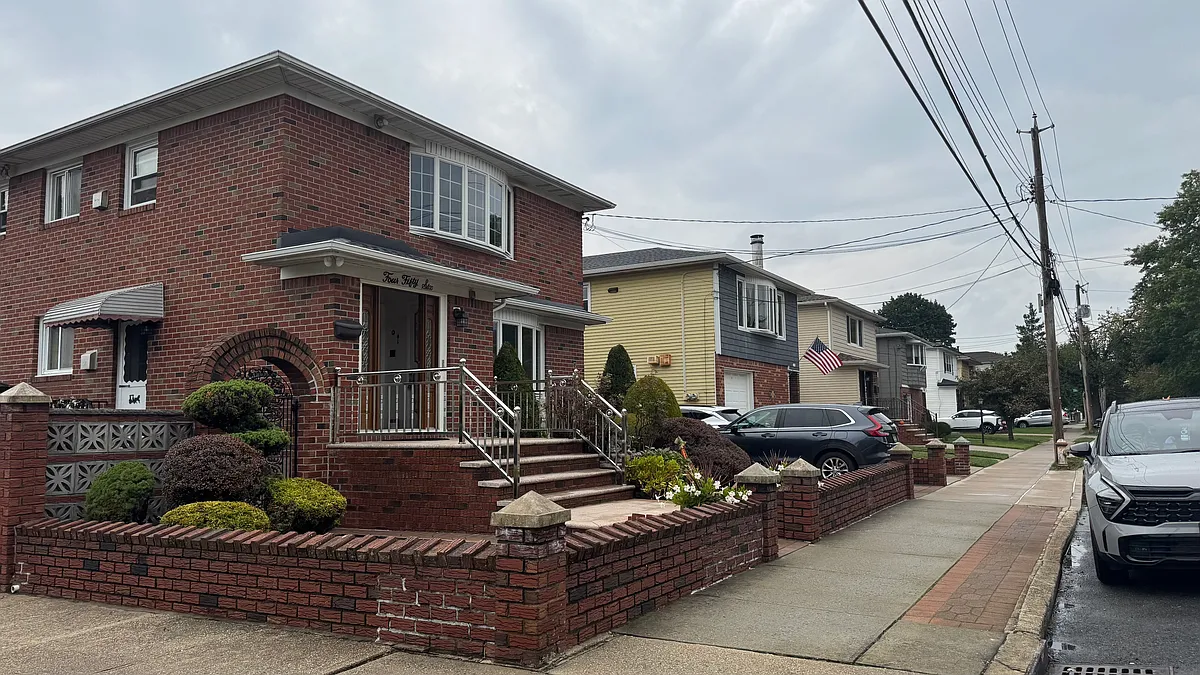 Building Photo - 456 Livermore Ave #2