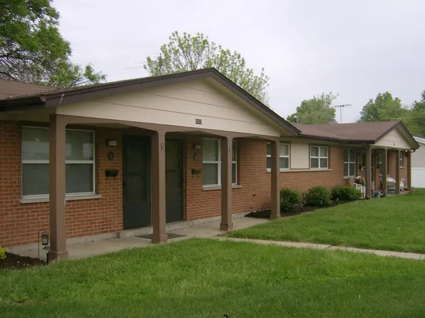 1013 Saint Paul Ln APT 3, O'Fallon, MO 63366
