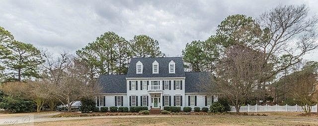 1st image of 306 Breezewood Dr