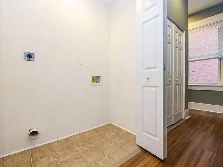 912 S Shelby St — Photo 11