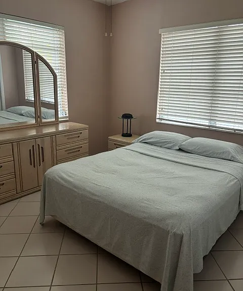 300 SW 55th Ave — Photo 18