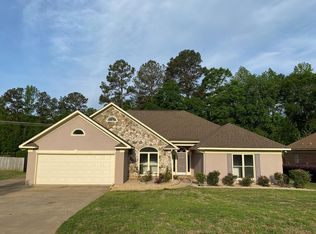8221 Midland Trl, Columbus, GA 31909