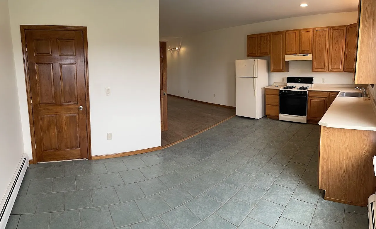 Colonial Country Estates — Photo 4
