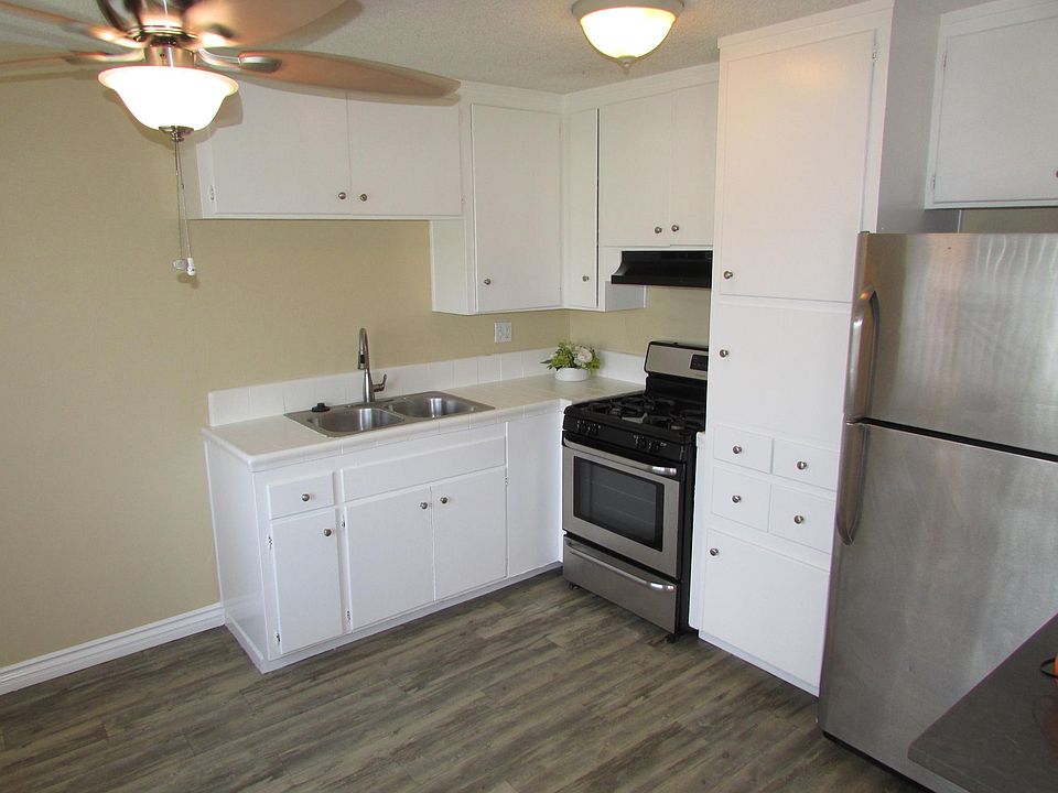 1st image of 8456 Parkway Dr #8456