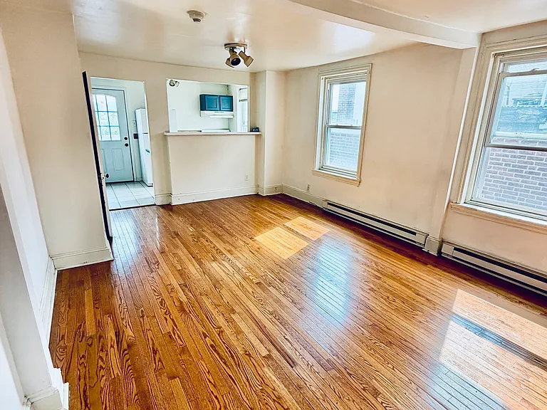 2820 W Girard Ave #3 — Photo 1