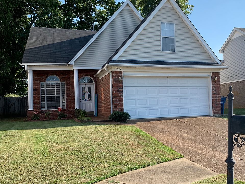 1st image of 9719 Dogwood Ct W