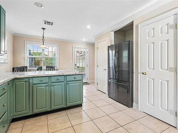 5th image of 6166 Fleur De Lis Dr
