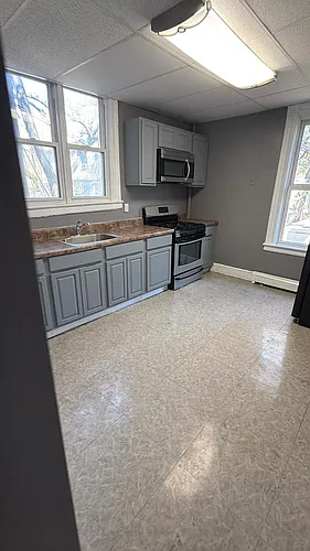 72 Eaton Pl #1 Photo 1