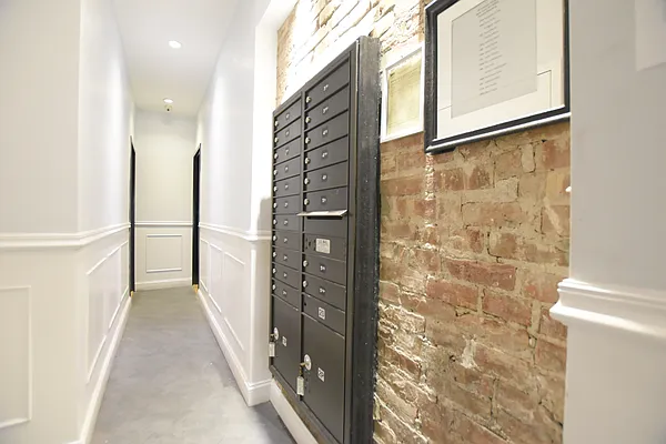 Rented by REAL New York | media 29