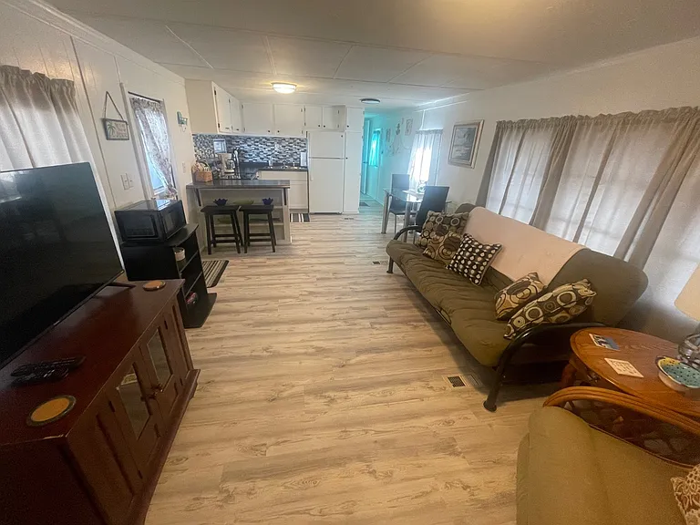 6909 Marlin Ln — Photo 12