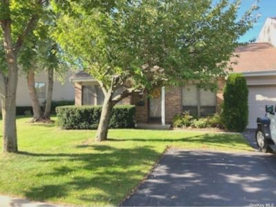118 Hidden Ponds Cir #118, Smithtown, NY, 11787