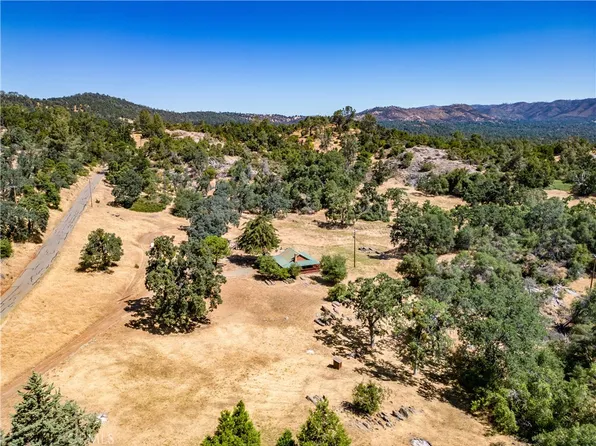 5154 Allred Rd, Mariposa, CA 95338