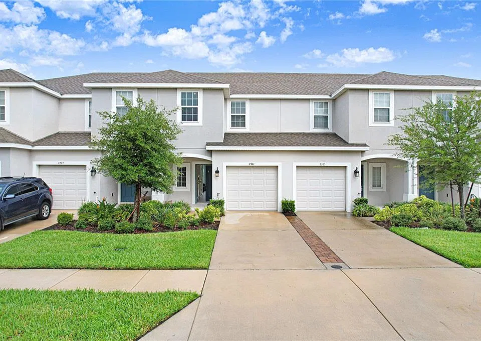 2301 Alee Ln