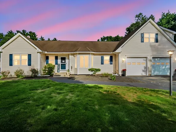 73 Meadowbrook Rd, Springfield, MA 01128
