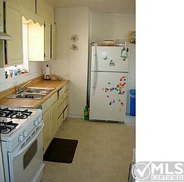 4th image of 3131 Bisbee Ave