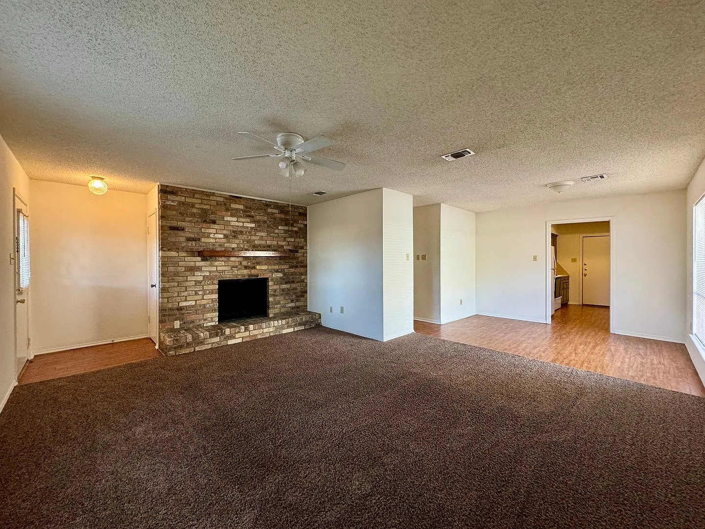 Duplex — Photo 3