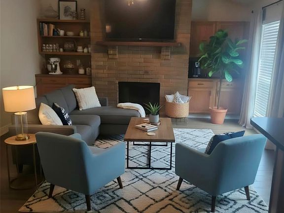 3rd image of 5523 Fair Forest Dr
