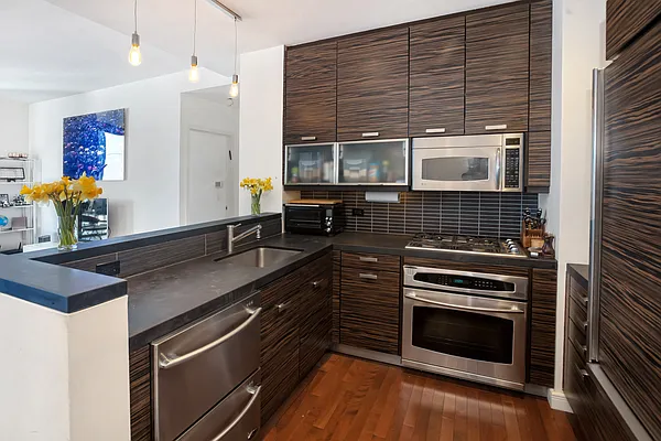 Rented by Corcoran | media 11