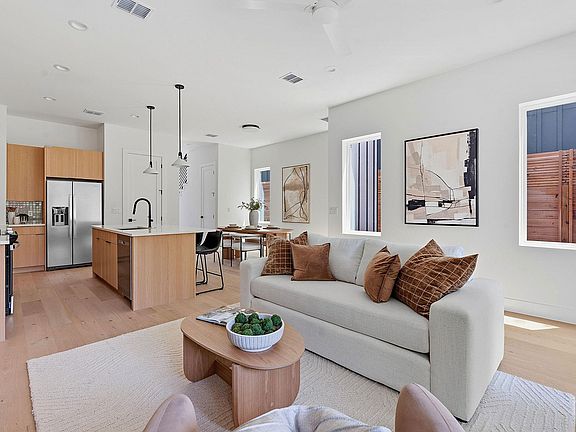 4th image of 5706 Nancy Dr #2