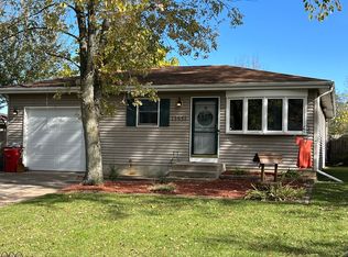 13953 Orchard Dr, Cedar Lake, IN 46303