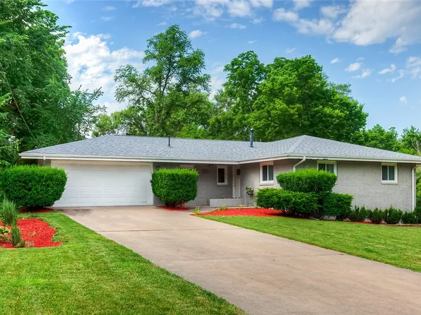 330 Porter Ave, Des Moines, IA 50315