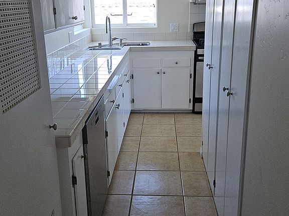 Kitchen with lots of storage