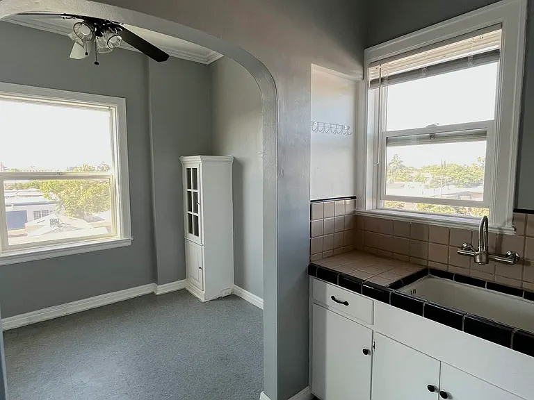 Eden Square Apartments — Photo 24