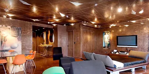 Rented by Nest Seekers International