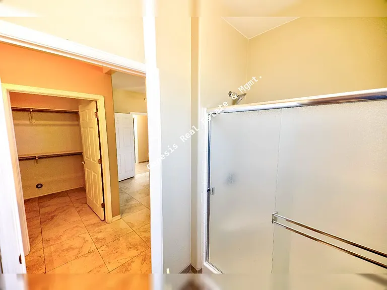 606 W Woodfield Ct — Photo 22
