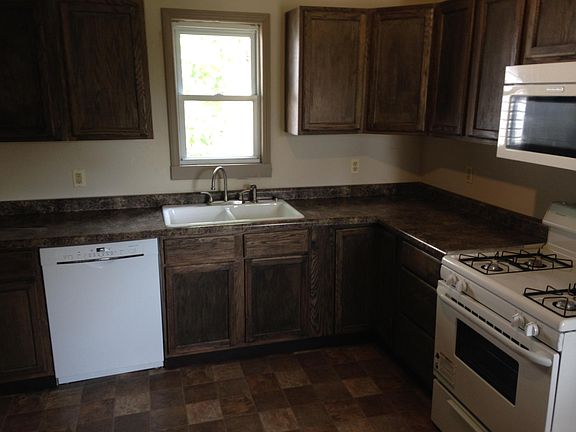 4th image of 512 N Hill St