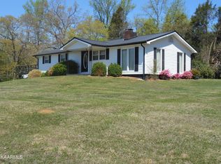 108 Edgelake Dr, Kingston, TN 37763